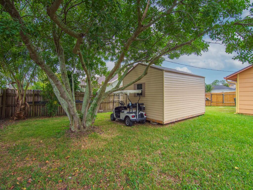 PORT ST LUCIE SECTION 33 - Residential