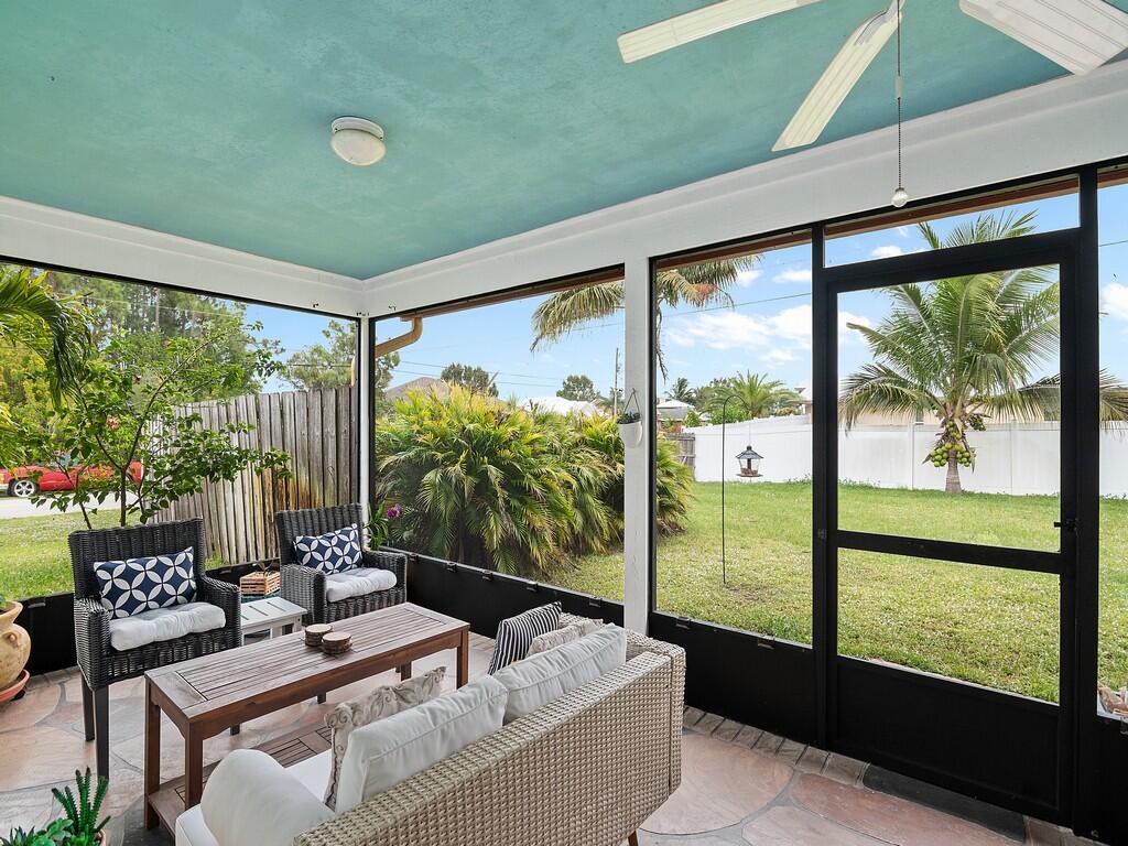 PORT ST LUCIE SECTION 33 - Residential