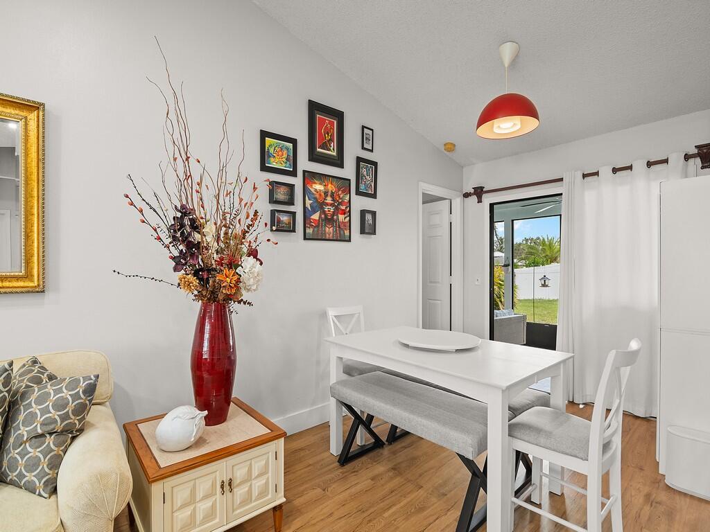 PORT ST LUCIE SECTION 33 - Residential