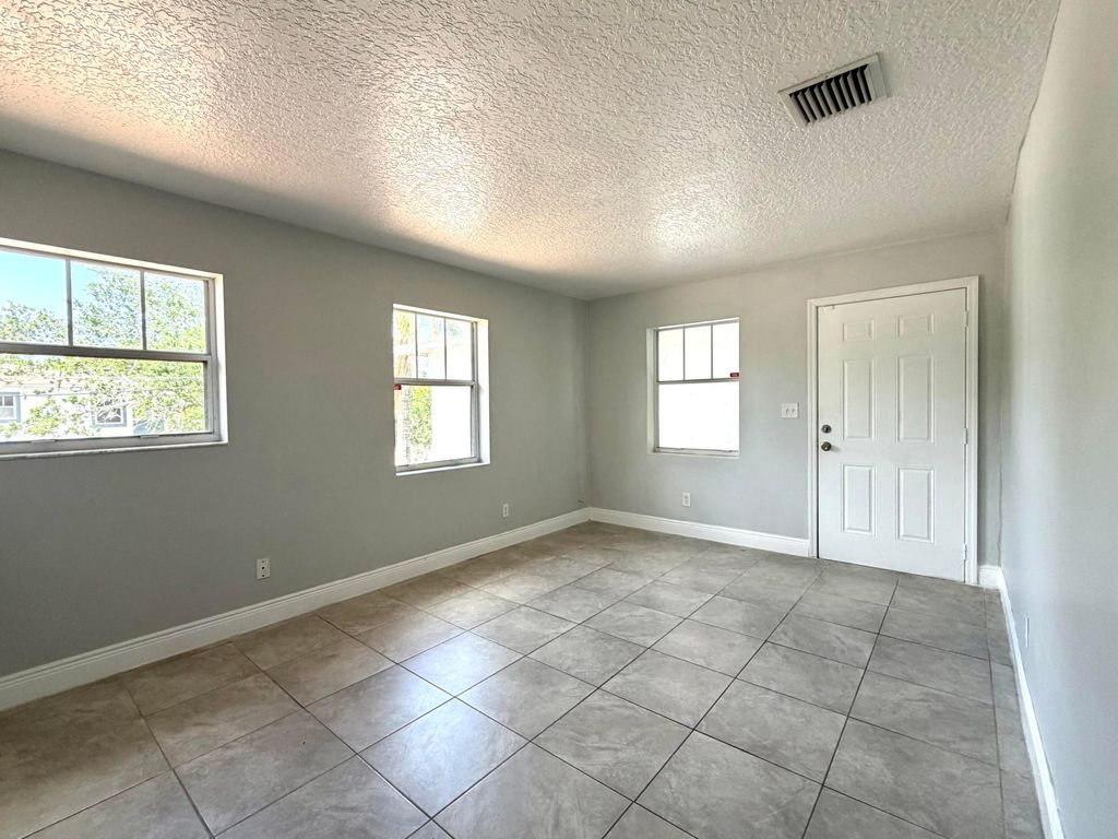 Photo of 1025 SW 2nd Court #5, Fort Lauderdale, FL 33312 (MLS # B26023783)