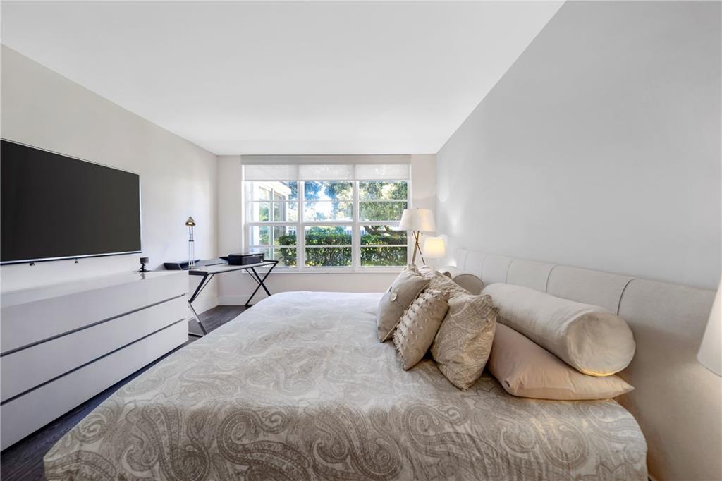 Oaks Terrace - Residential