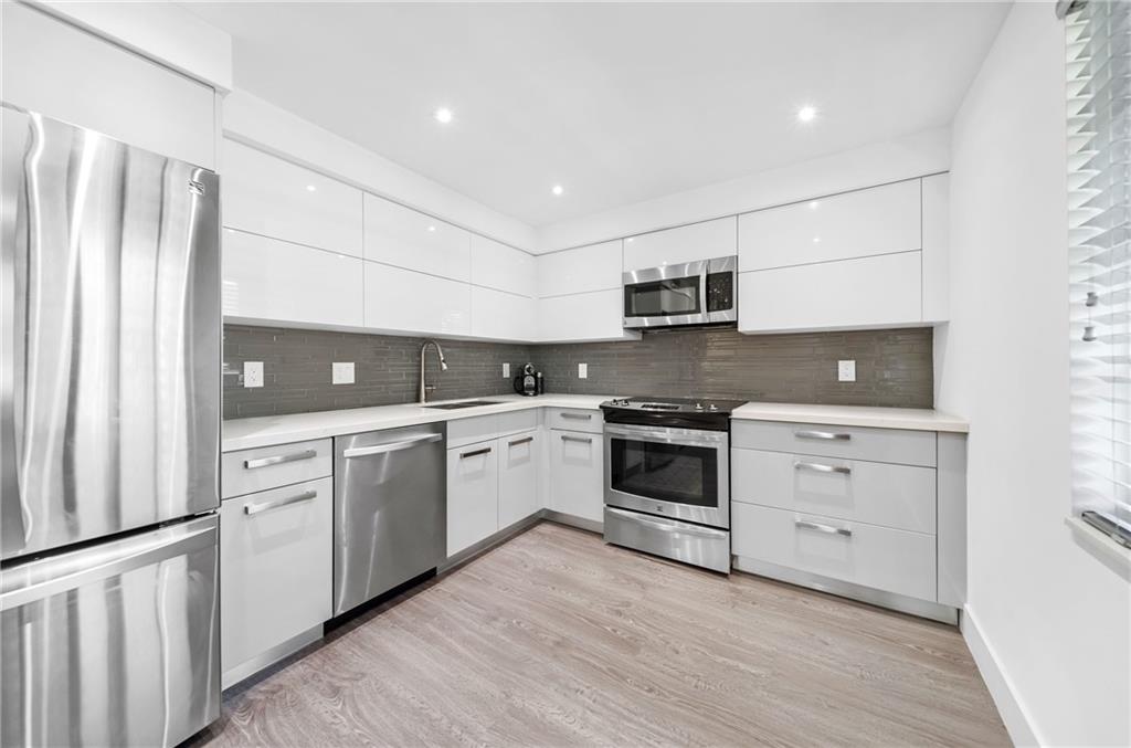 Oaks Terrace - Residential