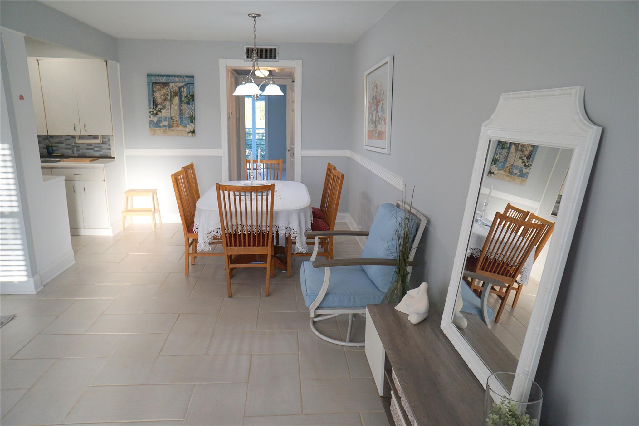 Newport H  # 4029 - Residential