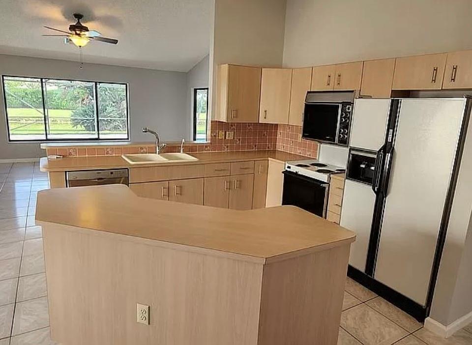 Jacaranda Prcl 274 132-8 - Residential
