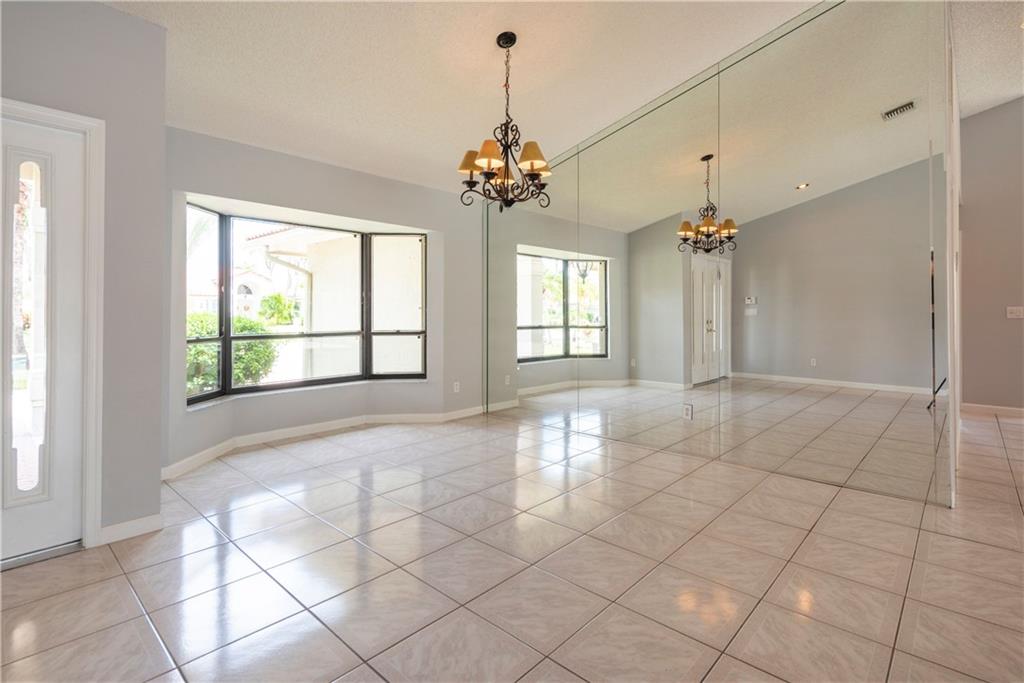 Jacaranda Prcl 274 132-8 - Residential