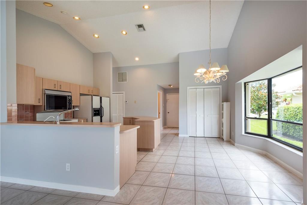Jacaranda Prcl 274 132-8 - Residential
