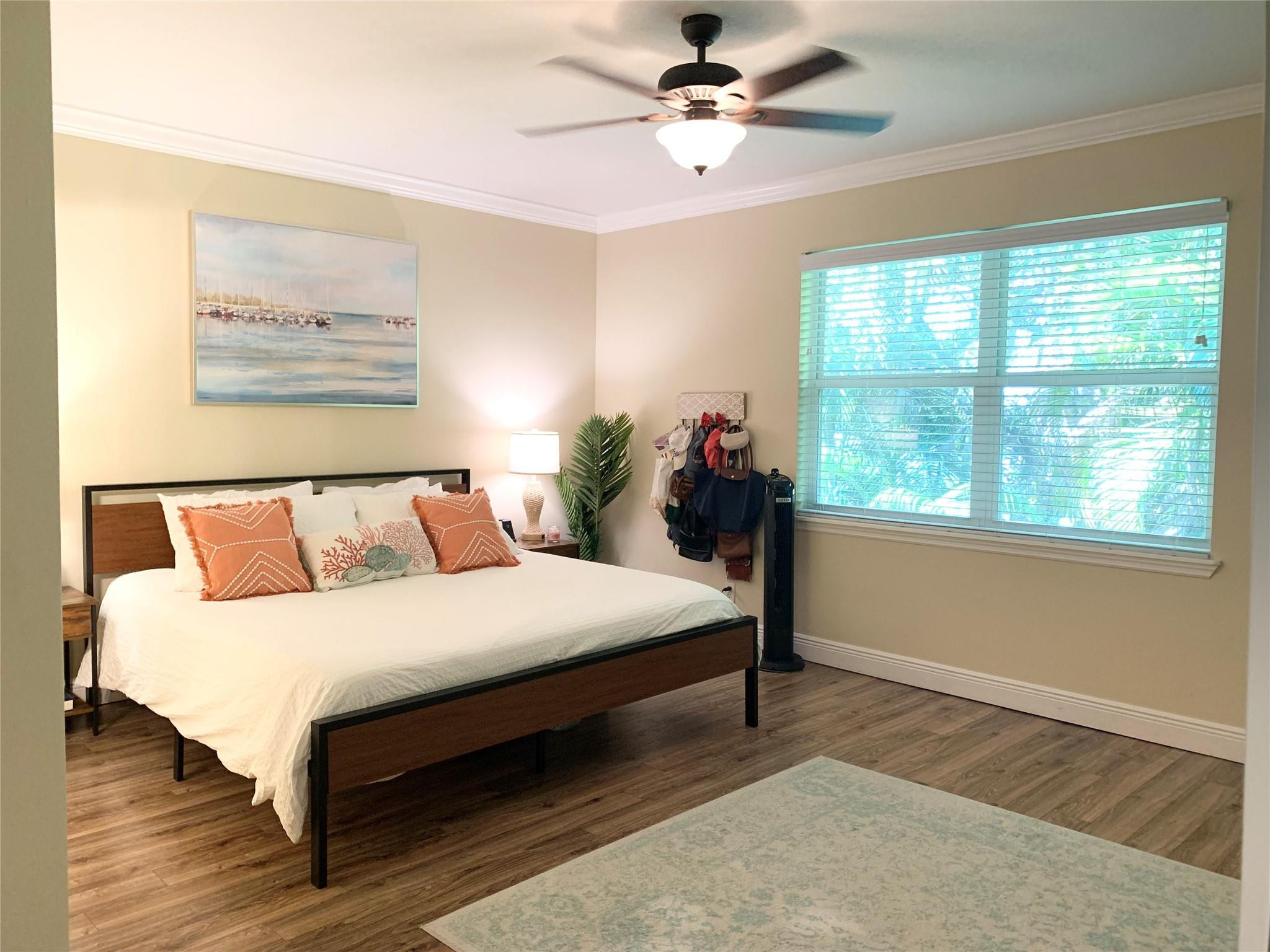 Old Florida Bungalow - Residential