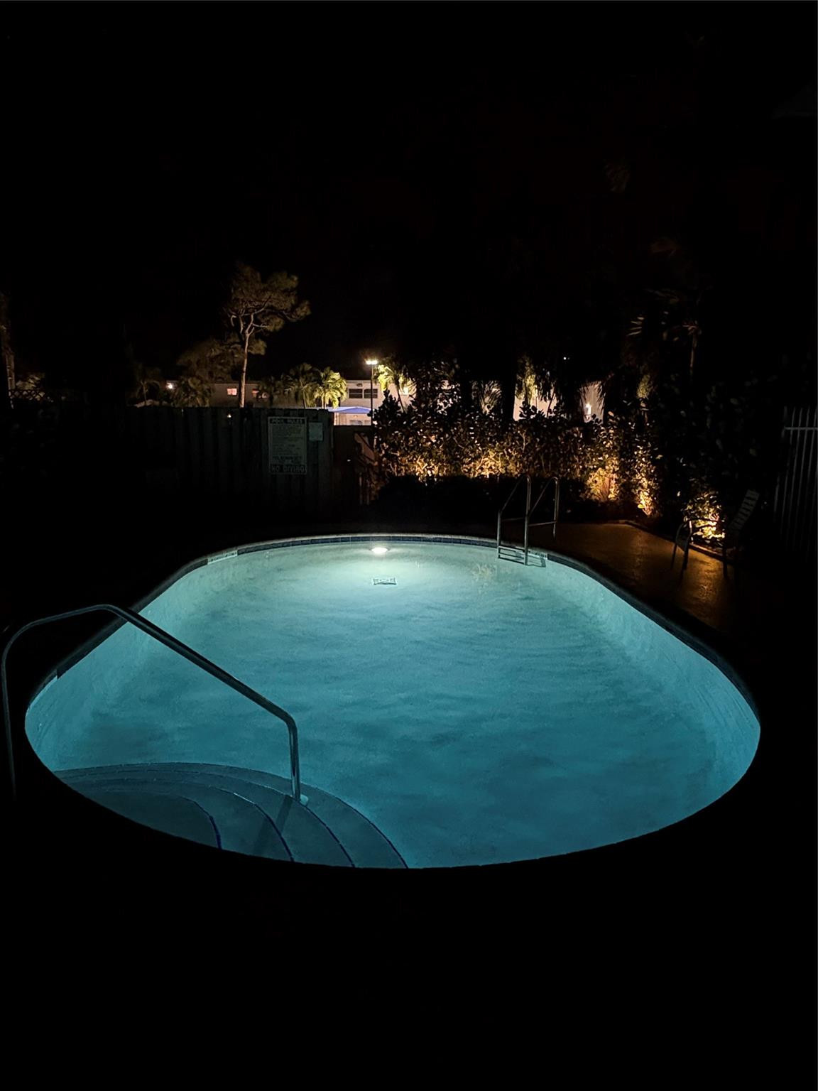 Old Florida Bungalow - Residential