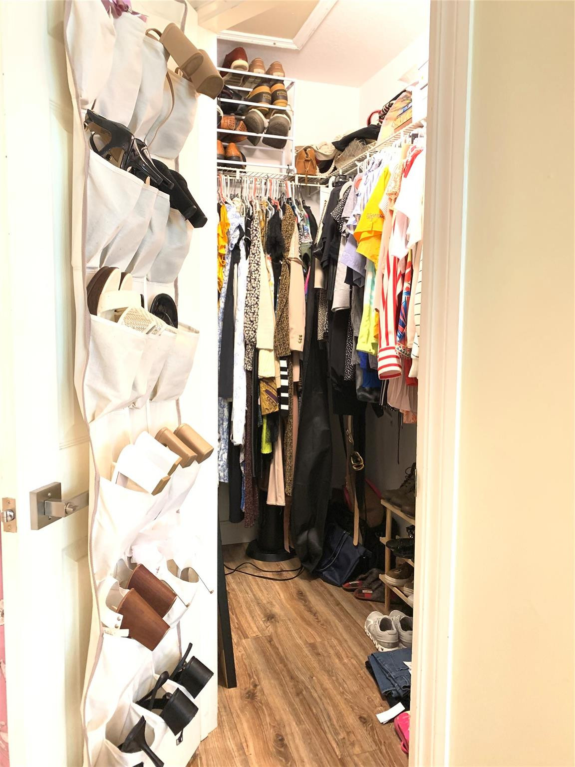 Old Florida Bungalow - Residential