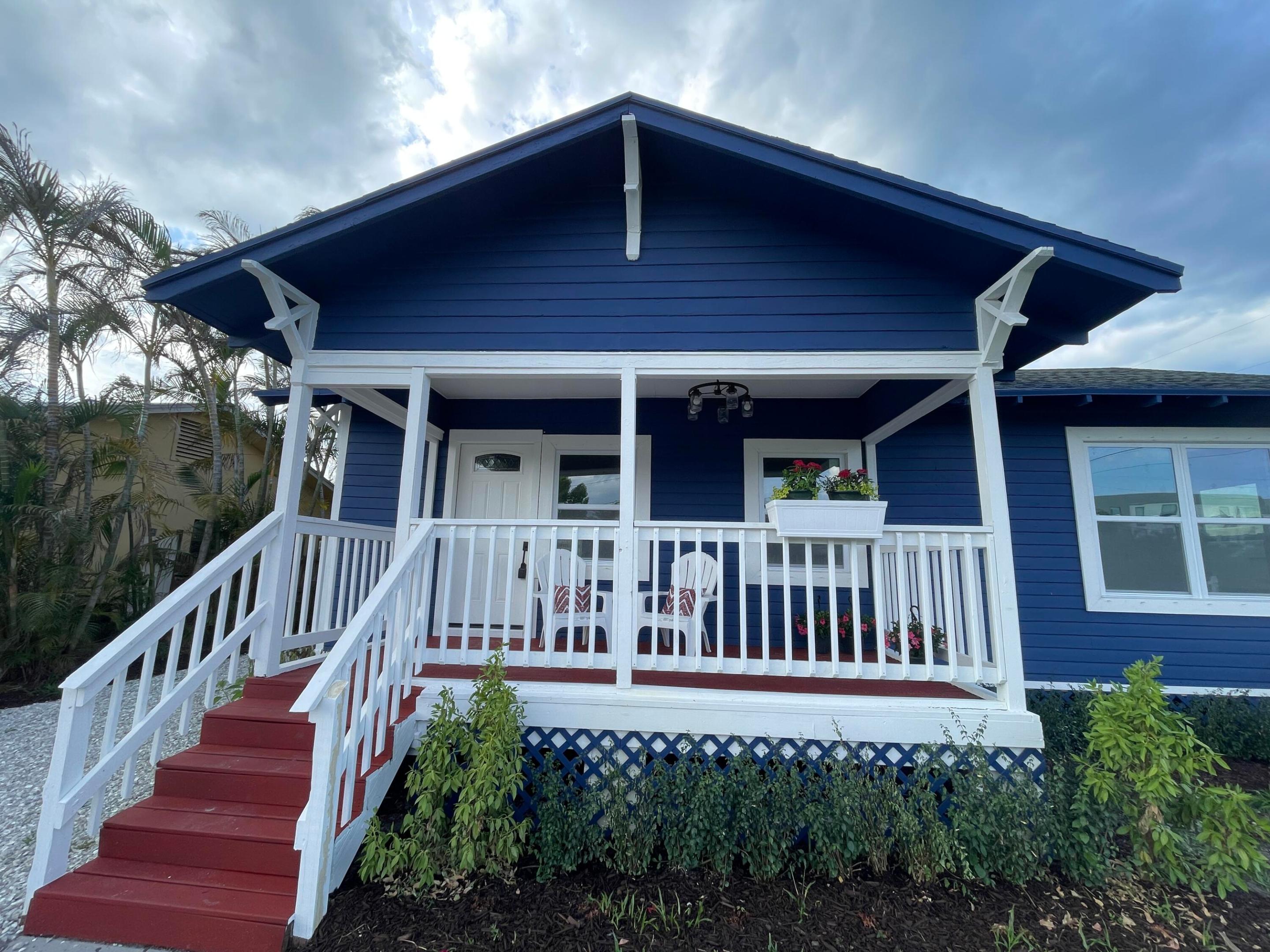 PALM LAKE PARK - Residential