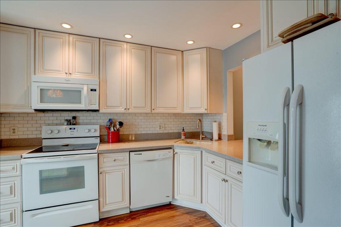 ARBOURS OF THE PALM BEACHES CONDO - Residential