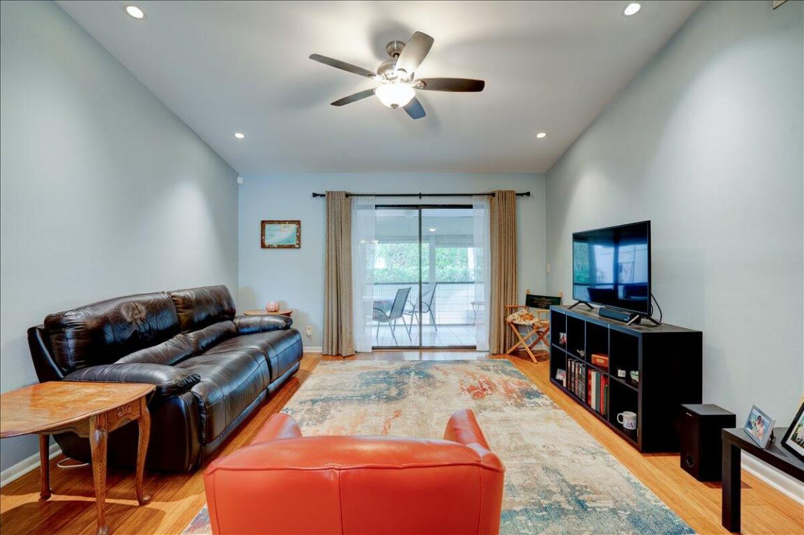 ARBOURS OF THE PALM BEACHES CONDO - Residential