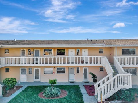 2151 NE 1st Court 204 Boynton Beach FL 33435