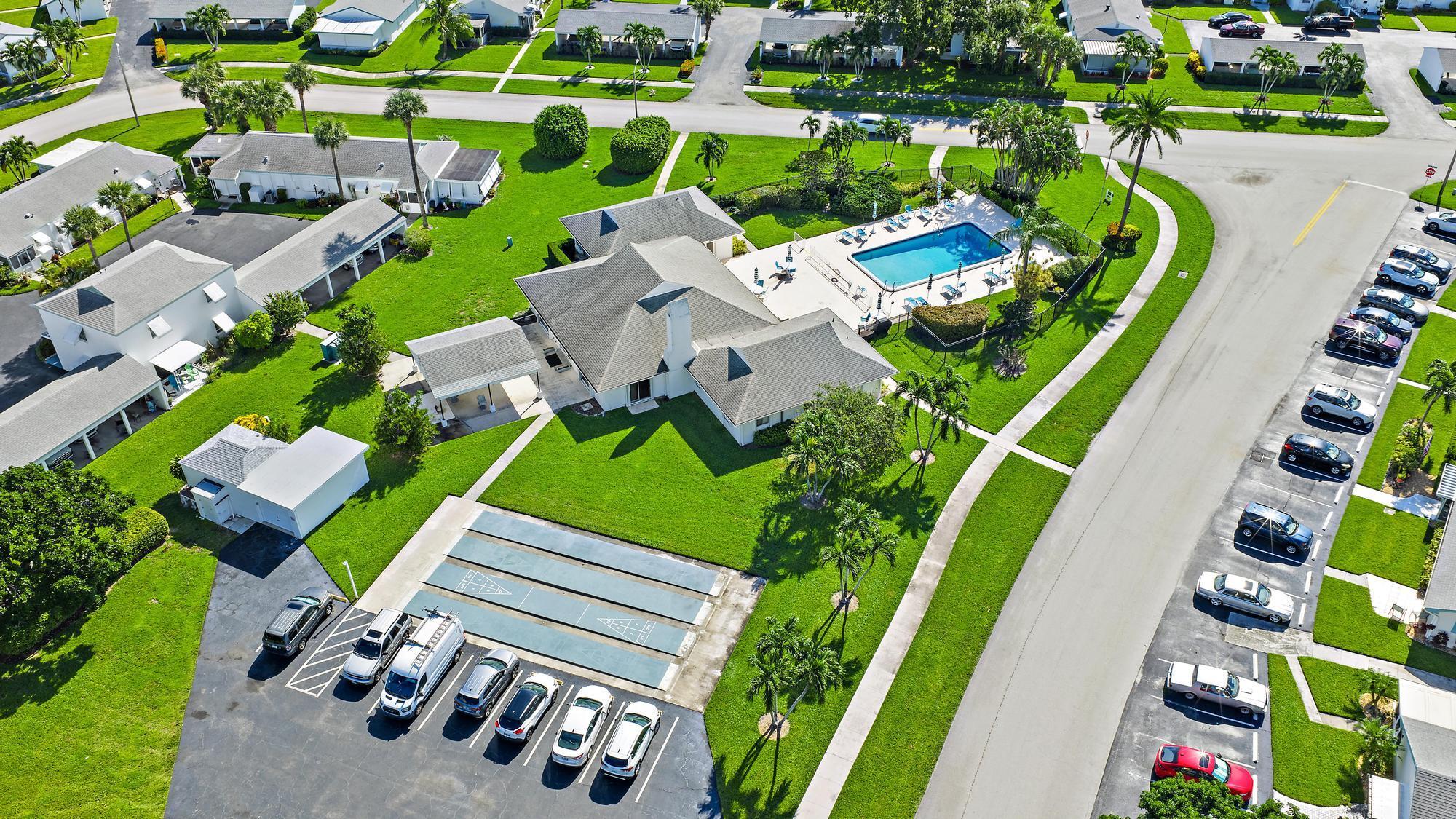 MERIDIAN CONDO 10 - Residential