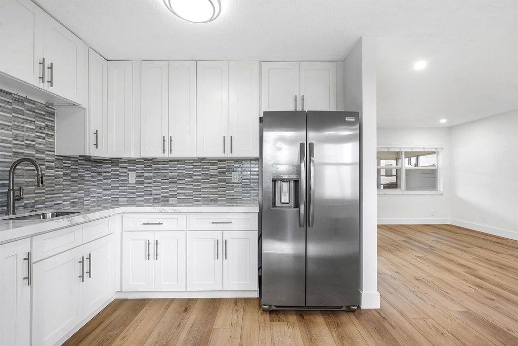 Photo of 1955 NE 3rd Street #3, Deerfield Beach, FL 33441 (MLS # R11123475)