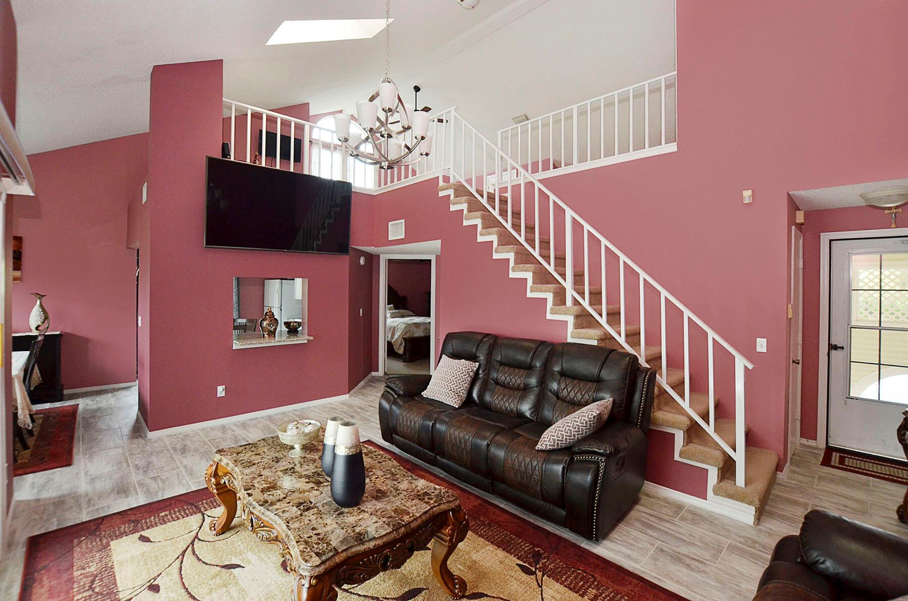 1975 Westminster Circle 4