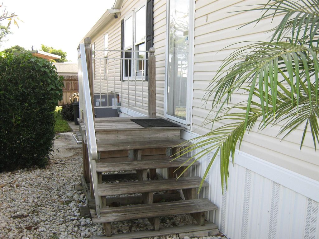 Photo of 11993 Flotilla Place, Boca Raton, FL 33486 (MLS # F10473844)