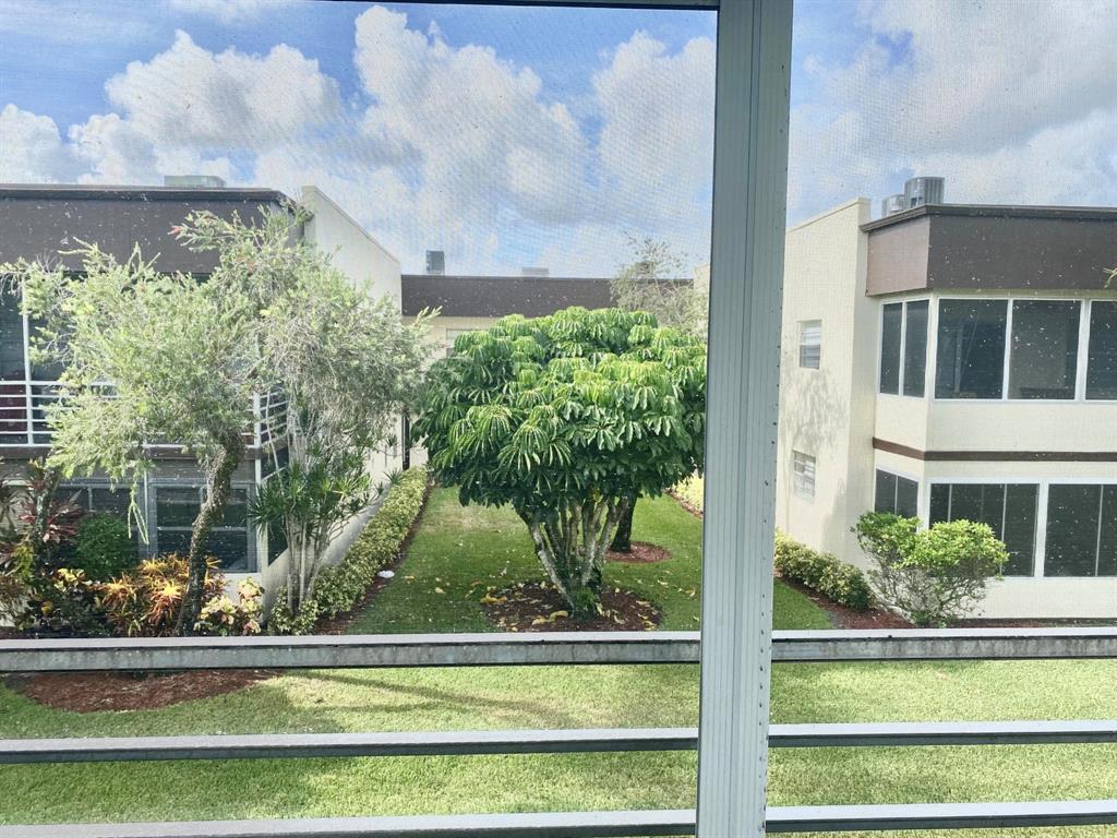 KINGS POINT NORMANDY CONDOS - Residential