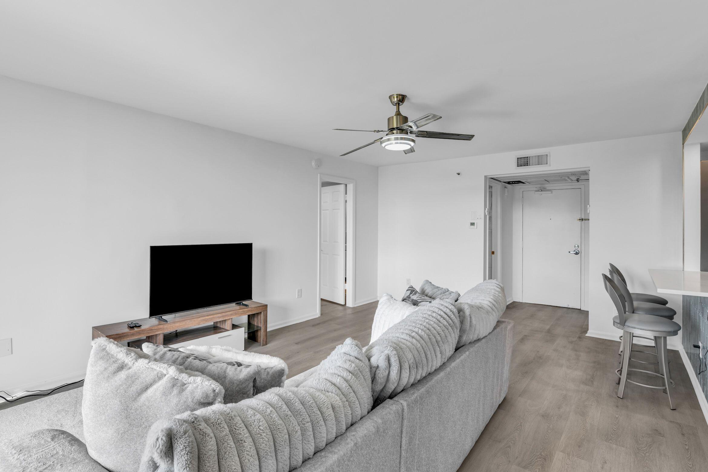 PORTA BELLA EAST - Residential