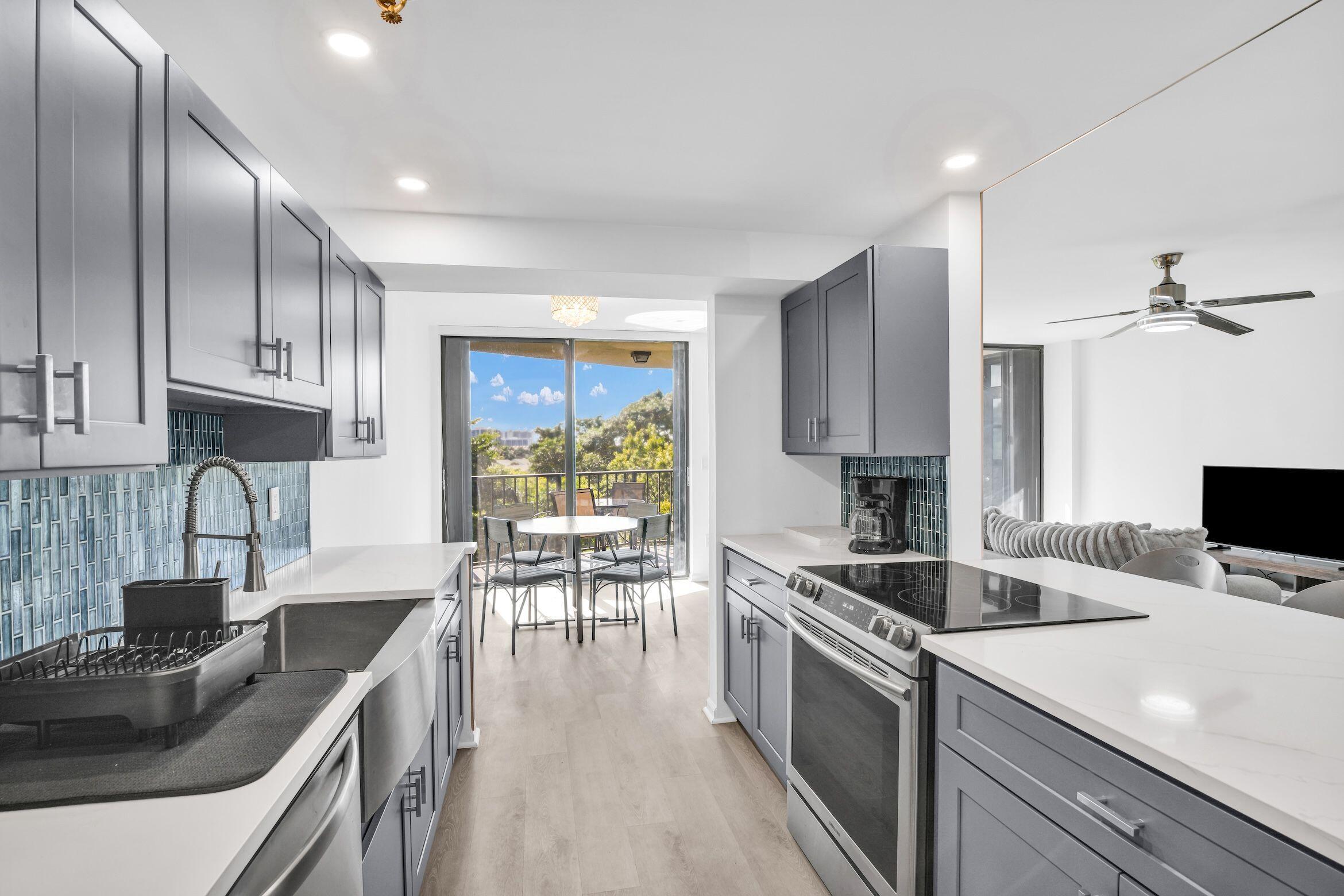 PORTA BELLA EAST - Residential