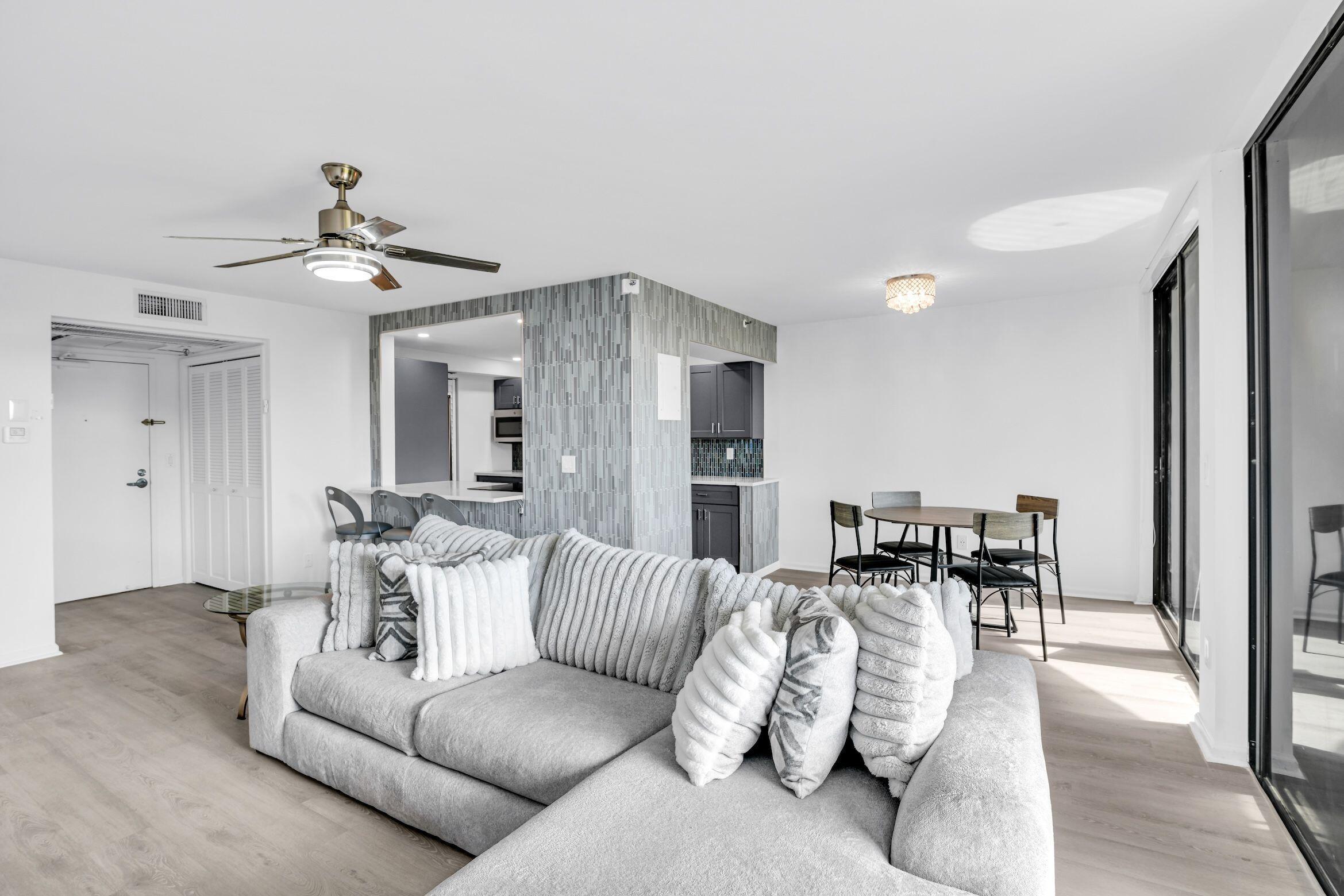 PORTA BELLA EAST - Residential