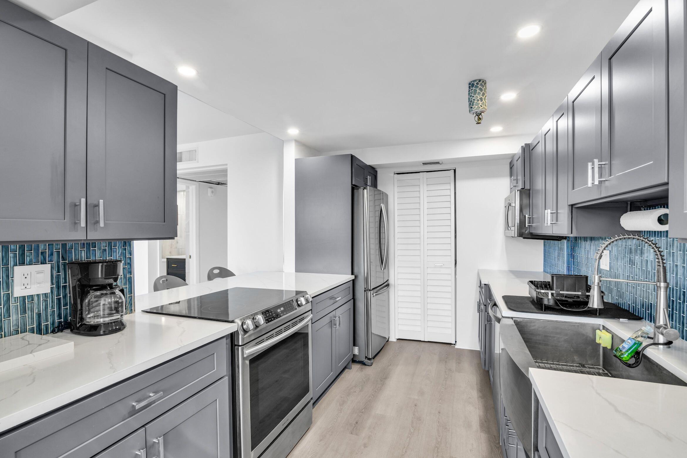 PORTA BELLA EAST - Residential