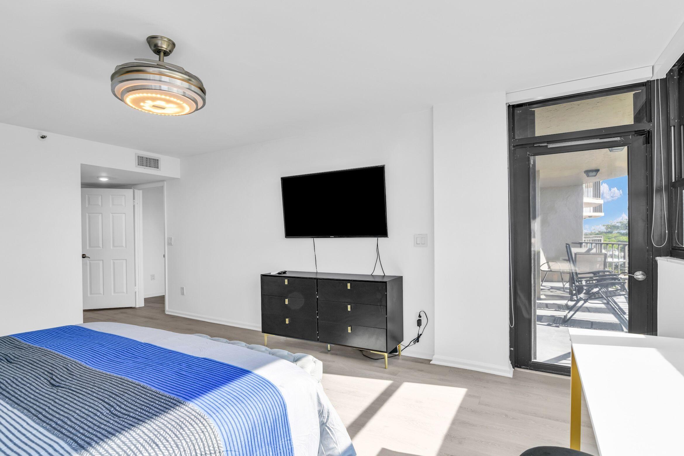 PORTA BELLA EAST - Residential