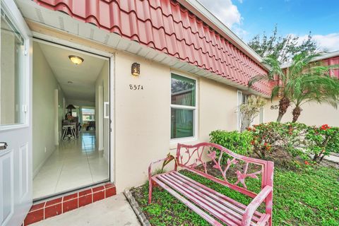 A home in Lake Worth