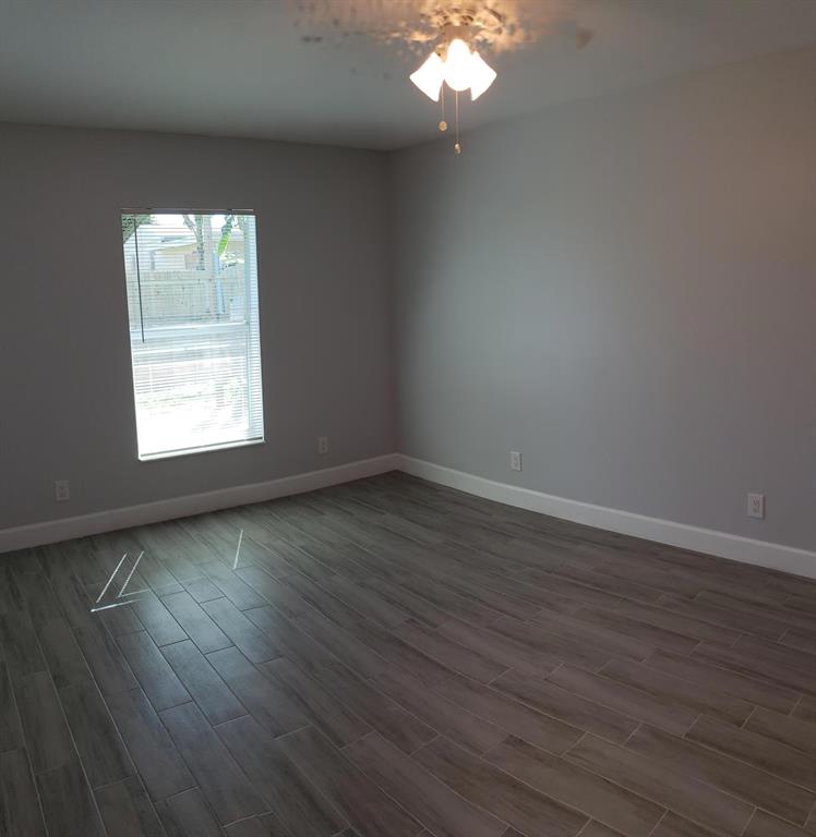 CHERRY HILLS - Residential