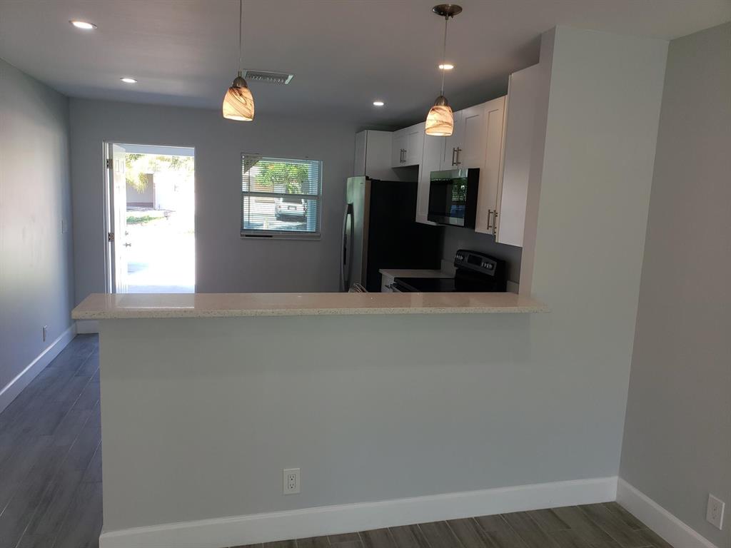 CHERRY HILLS - Residential