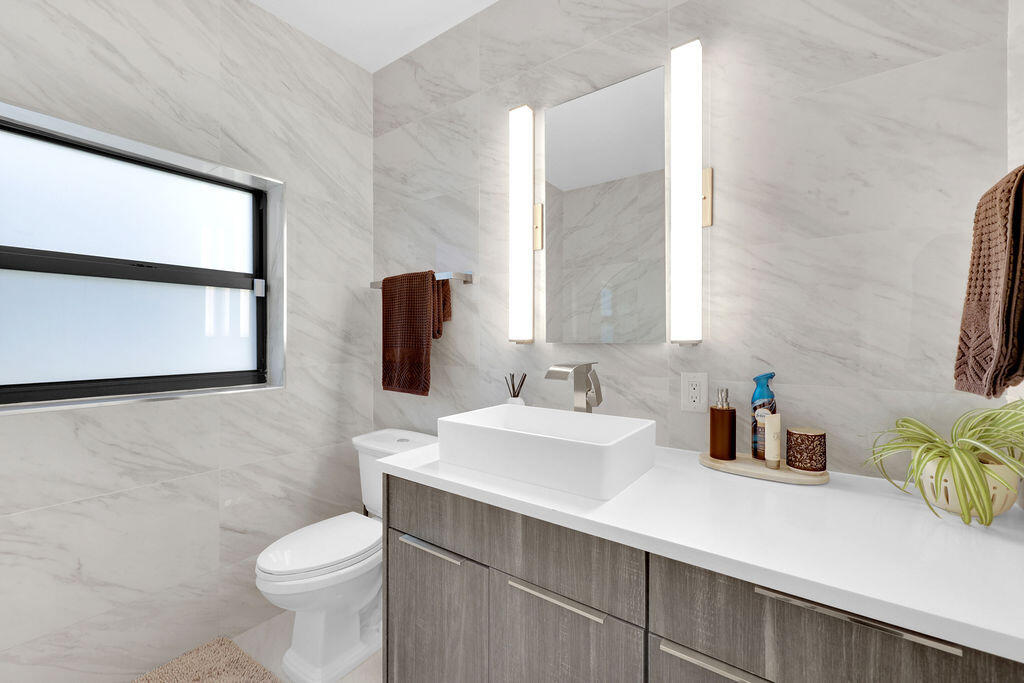 CARLTON ESTATES-2 - Residential