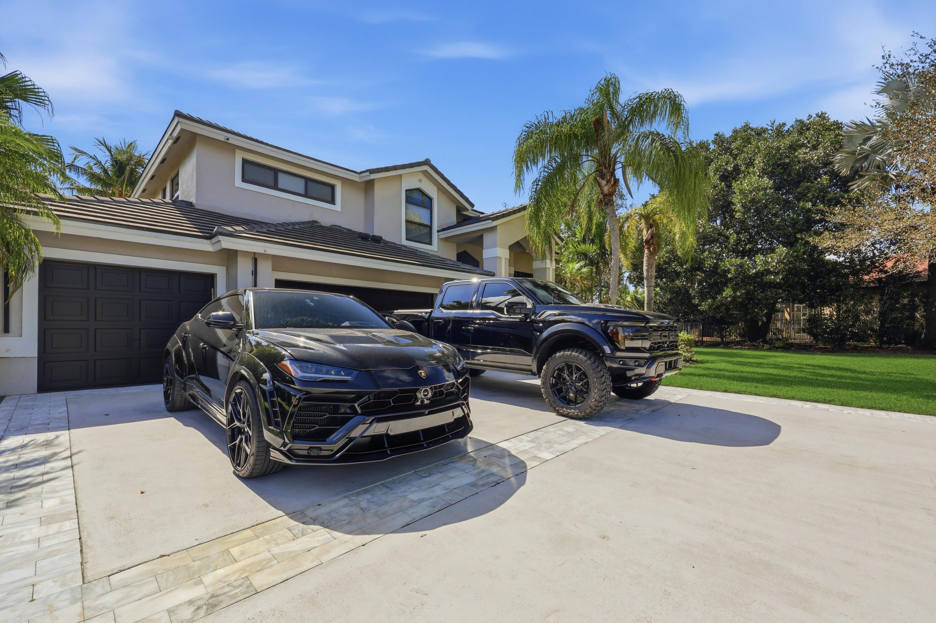 CARLTON ESTATES-2 - Residential