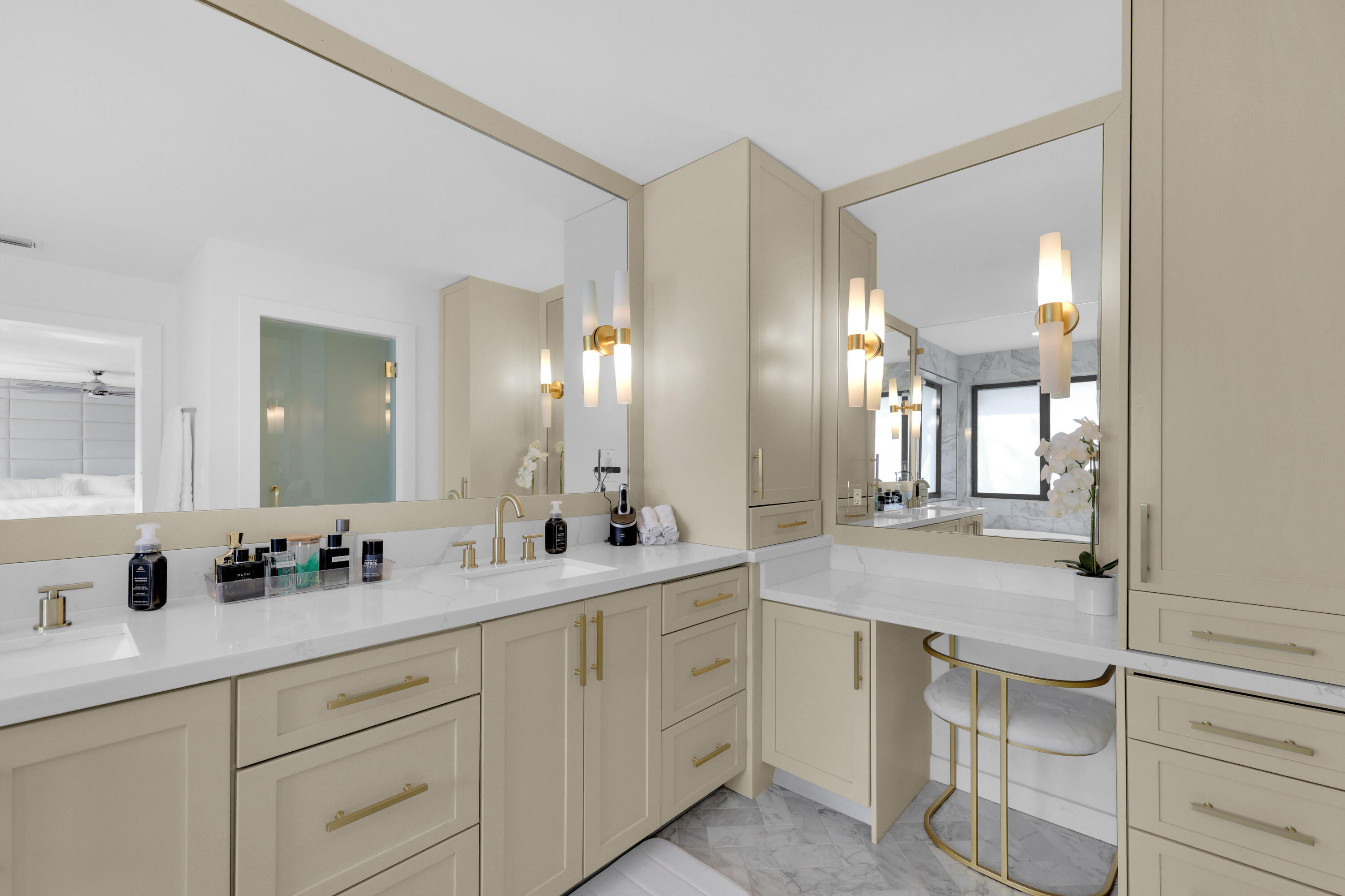 CARLTON ESTATES-2 - Residential