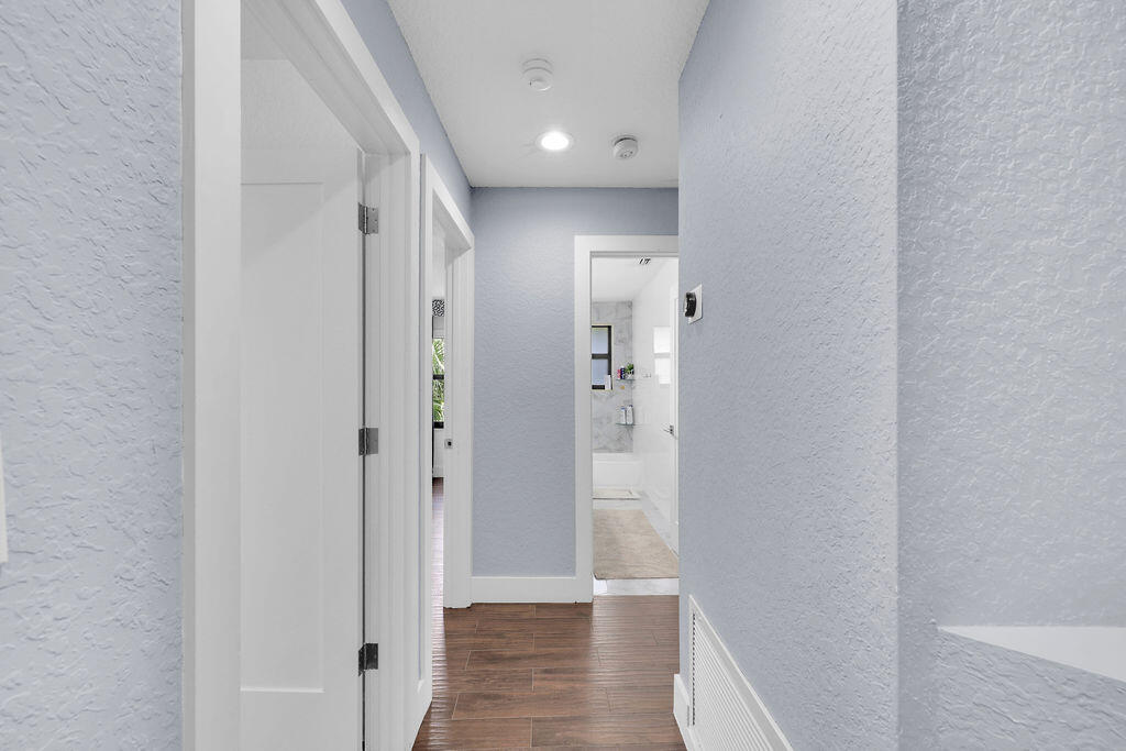 CARLTON ESTATES-2 - Residential