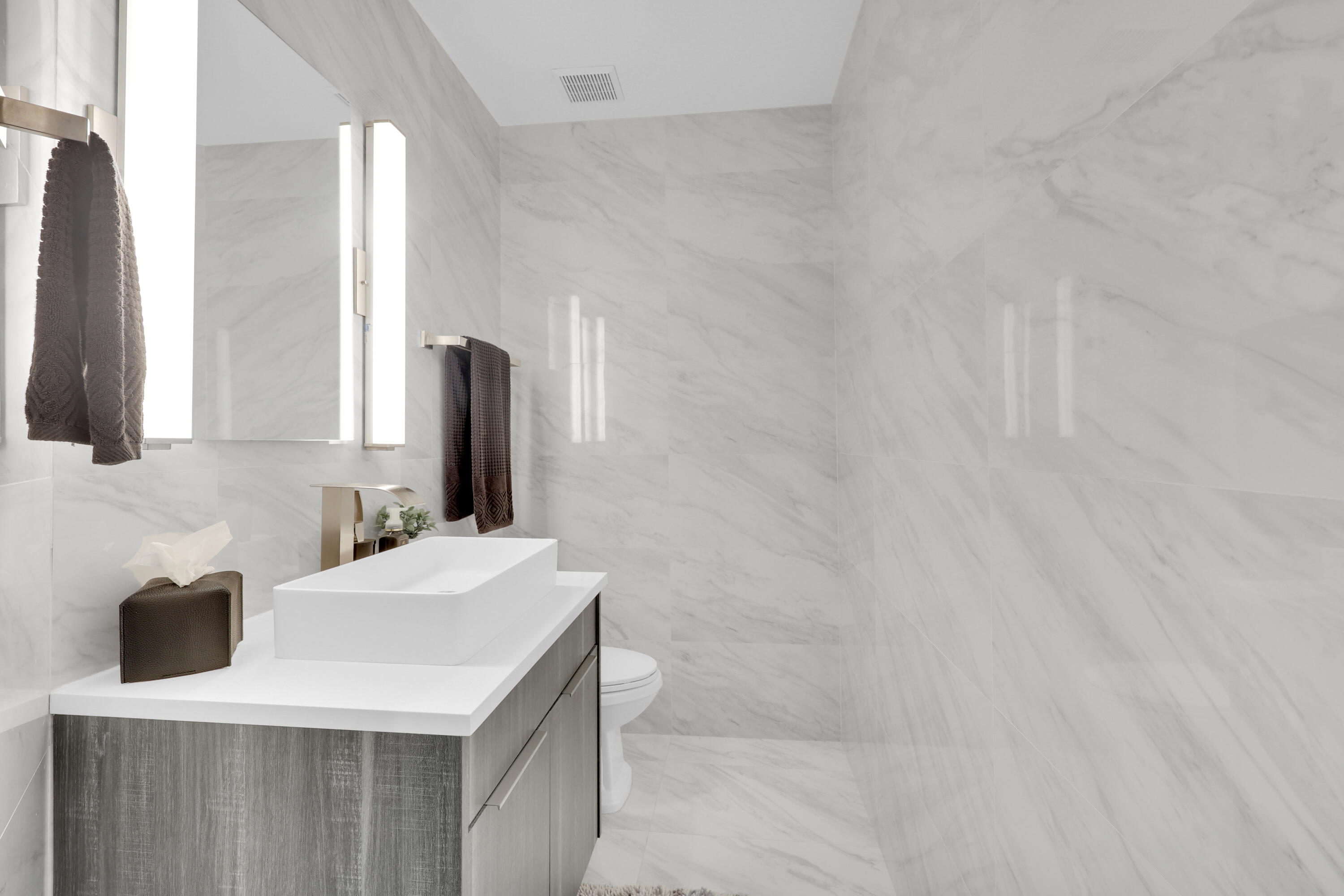 CARLTON ESTATES-2 - Residential