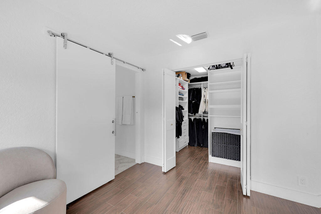 CARLTON ESTATES-2 - Residential