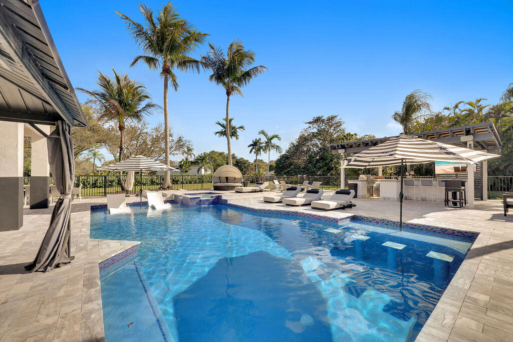 CARLTON ESTATES-2 - Residential