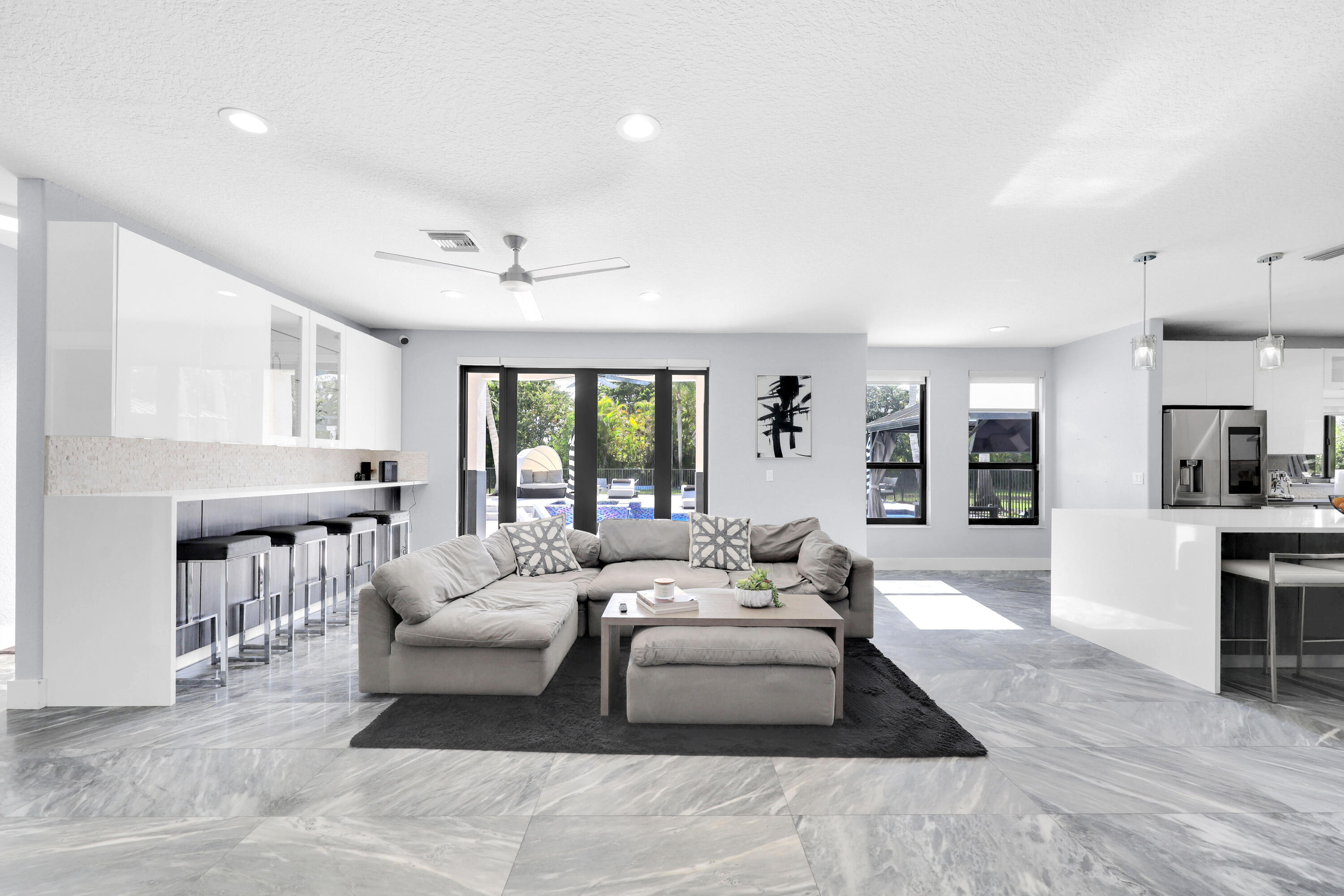 CARLTON ESTATES-2 - Residential