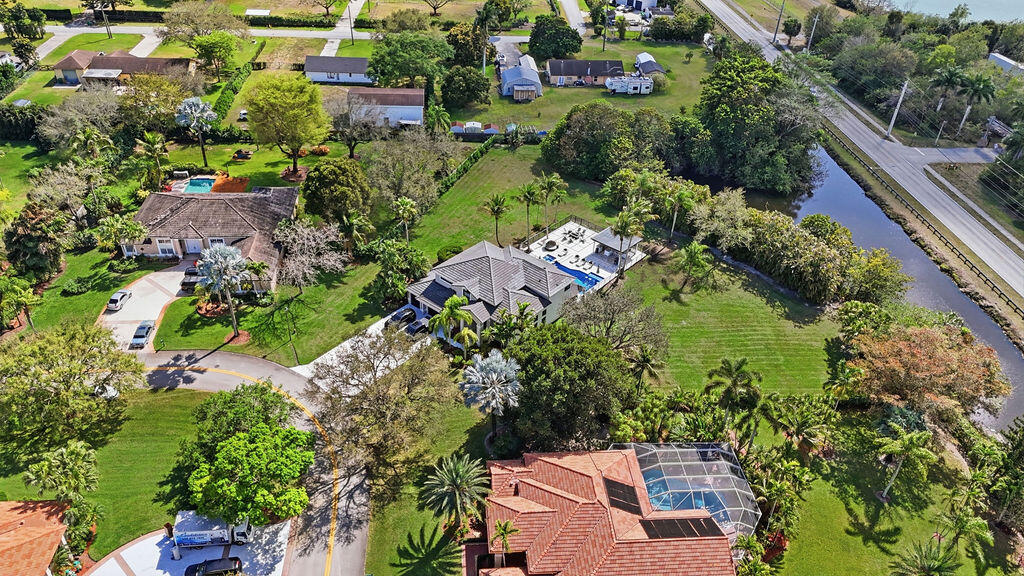 CARLTON ESTATES-2 - Residential