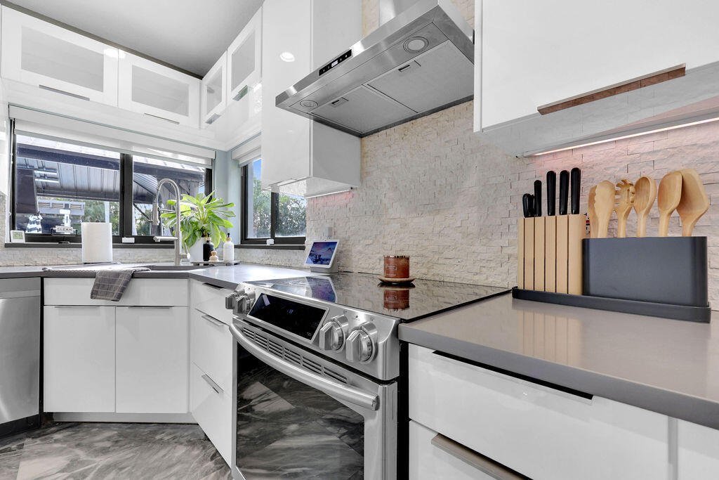 CARLTON ESTATES-2 - Residential