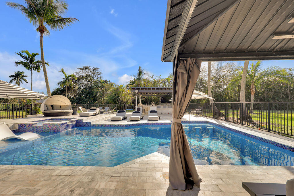 CARLTON ESTATES-2 - Residential