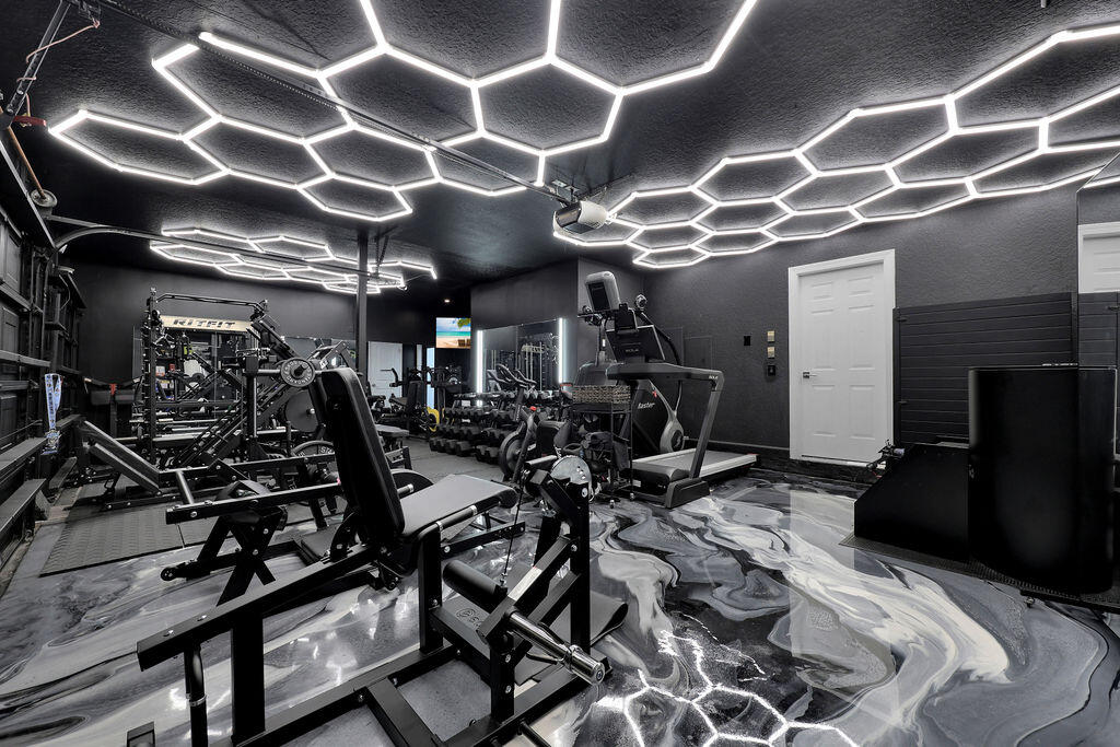 CARLTON ESTATES-2 - Residential