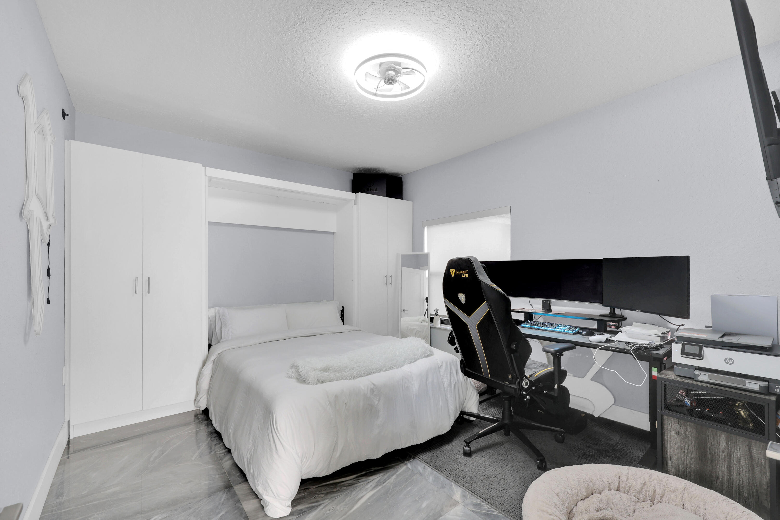 CARLTON ESTATES-2 - Residential