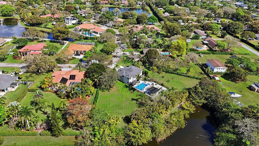 CARLTON ESTATES-2 - Residential