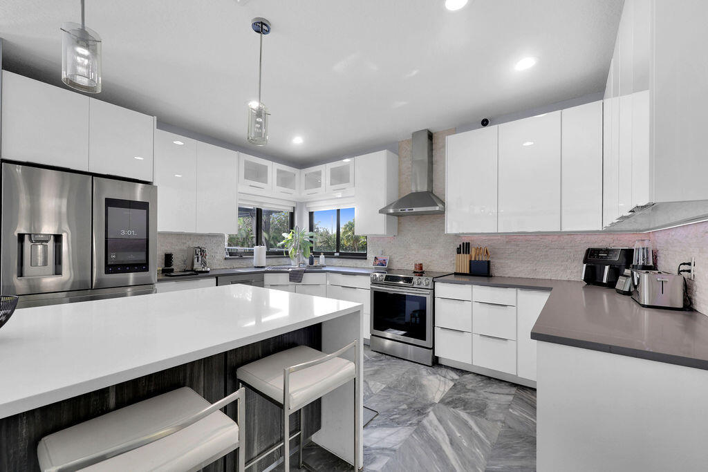 CARLTON ESTATES-2 - Residential