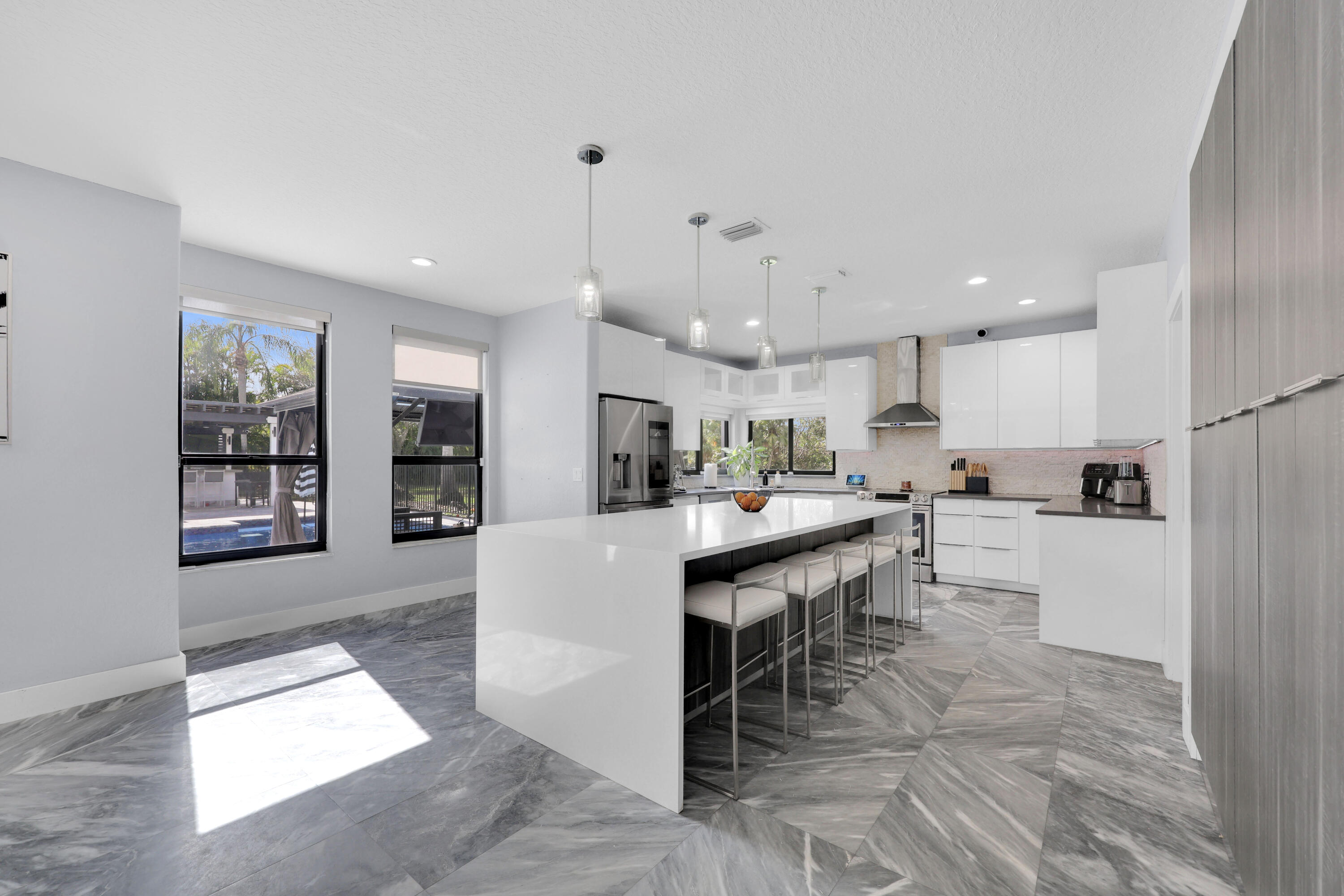 CARLTON ESTATES-2 - Residential