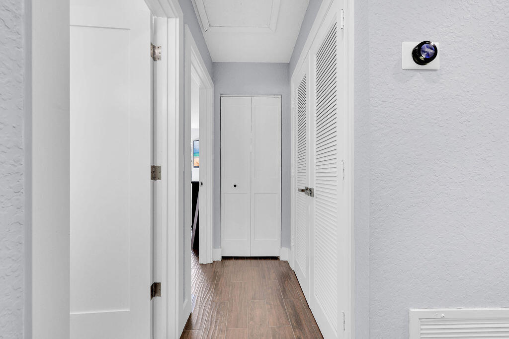 CARLTON ESTATES-2 - Residential