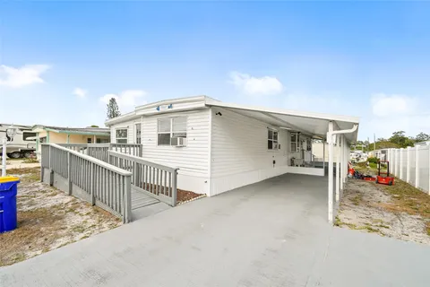7897 SE Swan Ave, Hobe Sound, FL MLS: F10501072