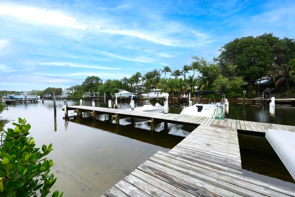 Photo of 342 Southwind Drive #121, North Palm Beach, FL 33408 (MLS # R11055769)