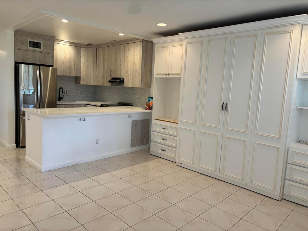 Photo of 223 Coventry J #223, West Palm Beach, FL 33417 (MLS # B26037923)